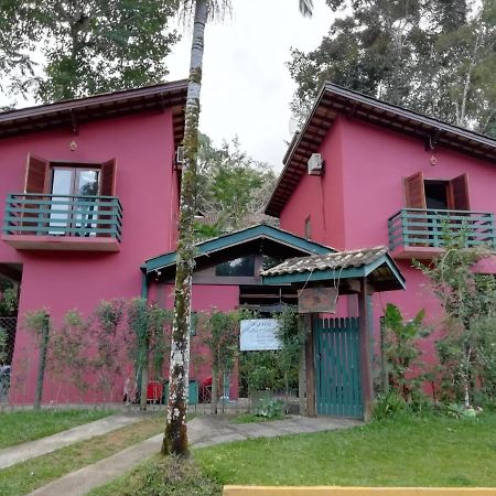 Villa Felix Suites E Chales Ubatuba Buitenkant foto