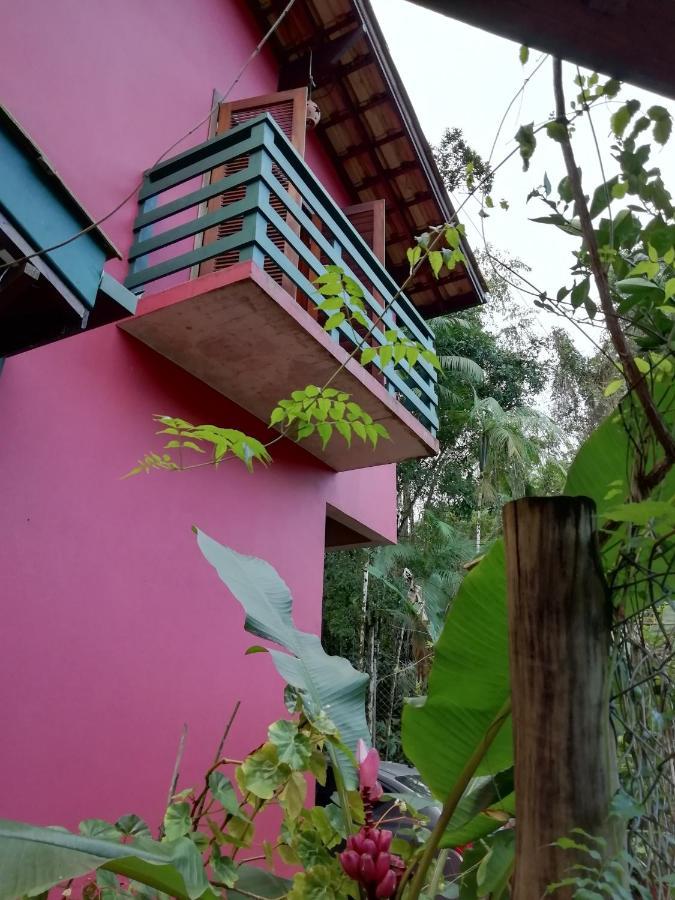 Villa Felix Suites E Chales Ubatuba Buitenkant foto