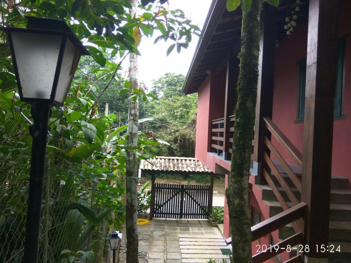 Villa Felix Suites E Chales Ubatuba Buitenkant foto