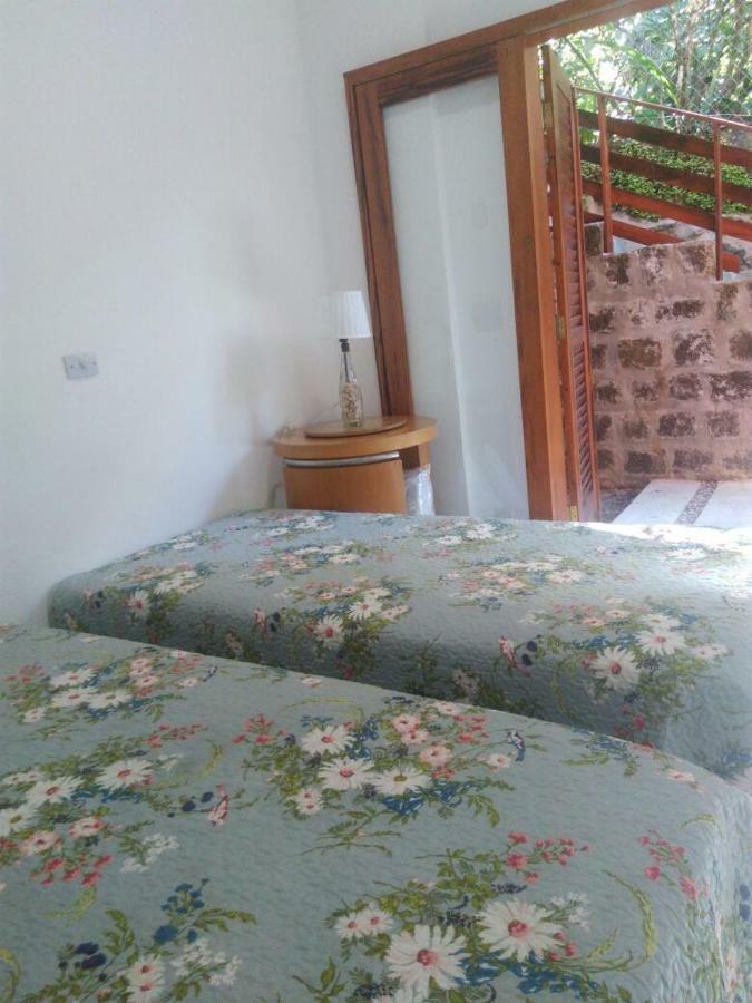Villa Felix Suites E Chales Ubatuba Buitenkant foto