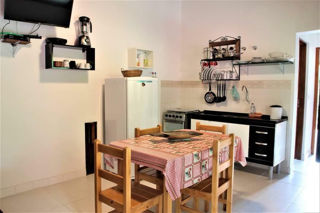 Villa Felix Suites E Chales Ubatuba Buitenkant foto